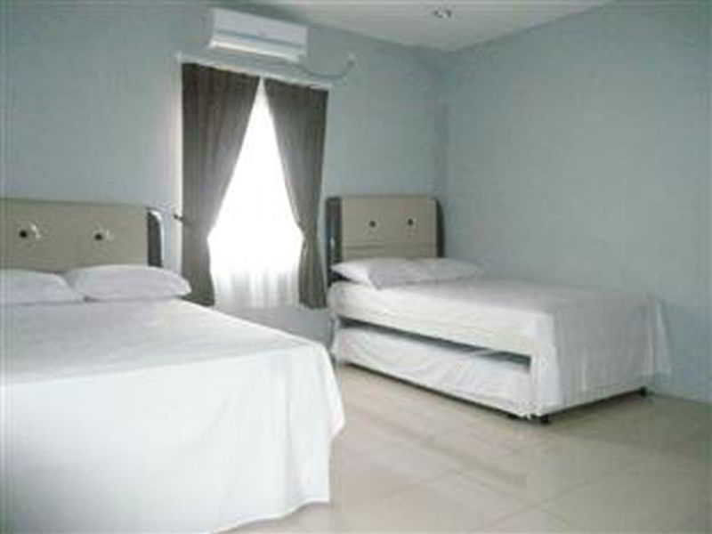 The Radiant Wisma Rempoa Bagian luar foto